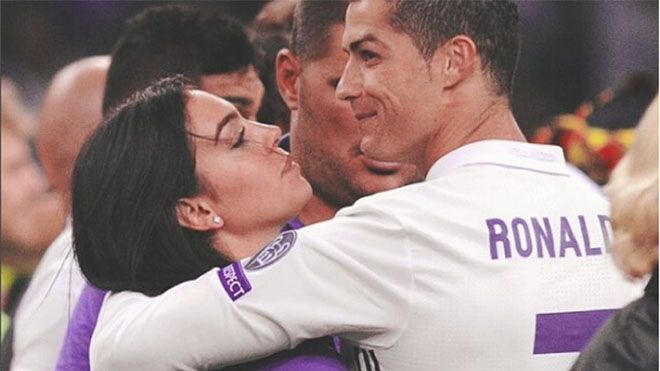 Cristiano Ronaldo và Georgina chọn xong tên cho con gái?