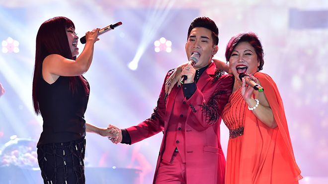 Phương Thanh nối lại tình bạn rạn nứt 2 năm với Siu Black trong Liveshow Quang Hà