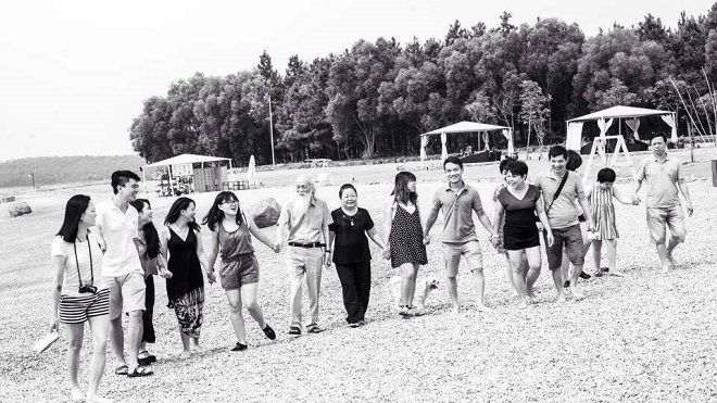 Cháu ngoại bật khóc nói về phút cuối đời của thầy Văn Như Cương: 'Ông lần lượt nhìn từng người rồi ra đi thanh thản'