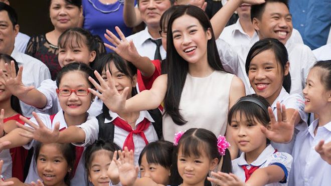 Đỗ Mỹ Linh trở lại Yên Bái thực hiện dự án nhân ái cho Miss World 2017