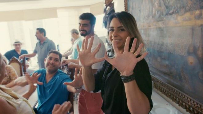 Gia tộc 6 ngón tay chân vừa đón thêm thành viên, ngày càng tự hào về đặc điểm khác người