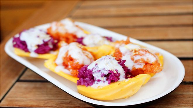 Mua sắm và thưởng thức đặc sản các nước tại Hội chợ Từ thiện Quốc Tế do CLB Phu nhân Lãnh sự tổ chức