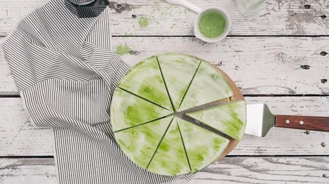 Những góc bánh ngọt xinh xắn cho các cô gái tụ tập ngày 20/10