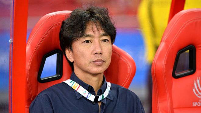 Mức lương gây 'choáng váng' để đưa HLV Miura trở lại Việt Nam lần thứ hai