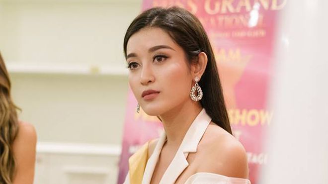 Huyền My tự tin nói tiếng Anh lưu loát khi phỏng vấn với Ban giám khảo Miss Grand International 2017
