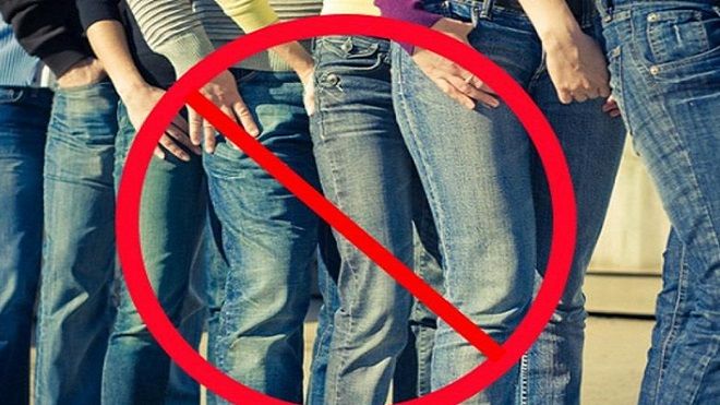 TP.HCM sẽ cấm công chức mặc quần jean, áo thun trong giờ làm