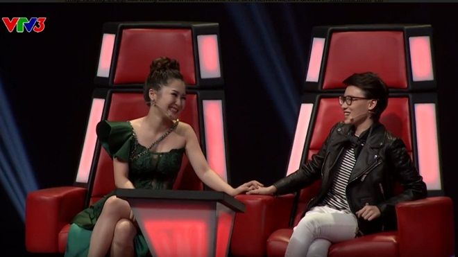 Hương Tràm bất ngờ tiết lộ chờ suốt hai năm vẫn chưa được Tiên Cookie sáng tác ca khúc cho