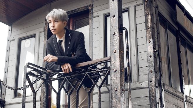 Đức Phúc tái xuất ấn tượng hậu 'dao kéo' với MV nhanh chóng cán mốc triệu view