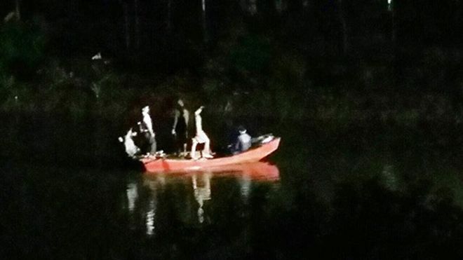 Người vợ 17 tuổi nhảy cầu tự tử nghi do mâu thuẫn với chồng