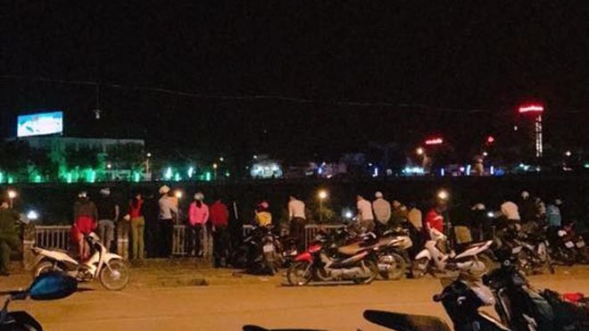 Nhảy cầu tự tử sau khi cãi nhau với người yêu, cô gái may mắn dạt vào bờ thoát chết