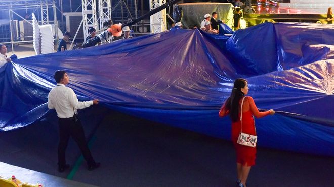 BTC Miss Grand International 2017 thông báo hoãn giờ bắt đầu đêm Chung kết do mưa lớn