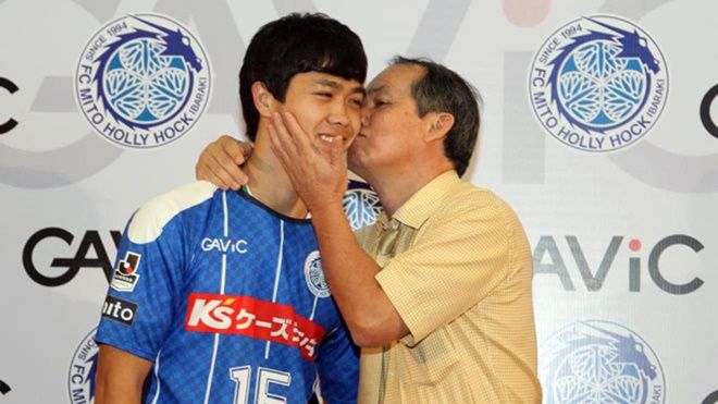 Bầu Đức tiết lộ quyết định việc sang Nhật của Công Phượng, Văn Toàn vào chiều nay