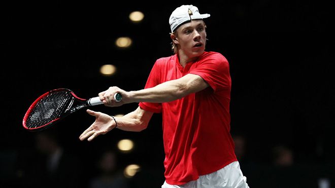 Vì sao các tay vợt vẫn đánh 'chết bỏ' dù mùa giải sắp đến hồi kết?