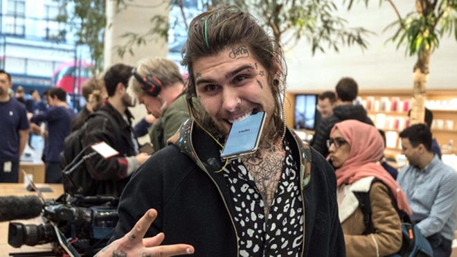 Nhìn những hình ảnh này mới thấy iPhone chưa bao giờ hết hot