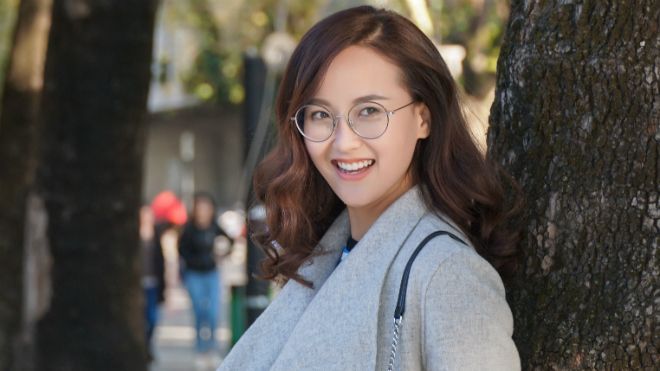 Loạt ảnh đời thường rạng rỡ của Khánh Ngân sau khi giành ngôi Hoa hậu Hoàn cầu 2017