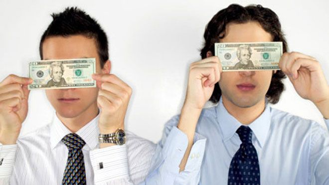 Nhận diện khuôn mặt của người ích kỷ, keo kiệt, tính toán từng xu từng hào