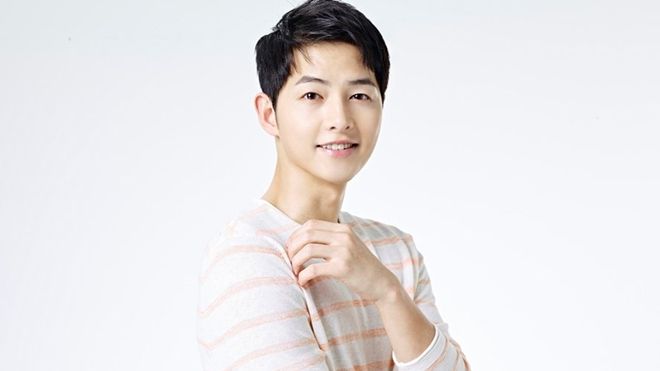 Hậu kết hôn cùng Song Hye Kyo, Song Joong Ki sẽ trở thành Host của MAMA 2017 tại Hong Kong