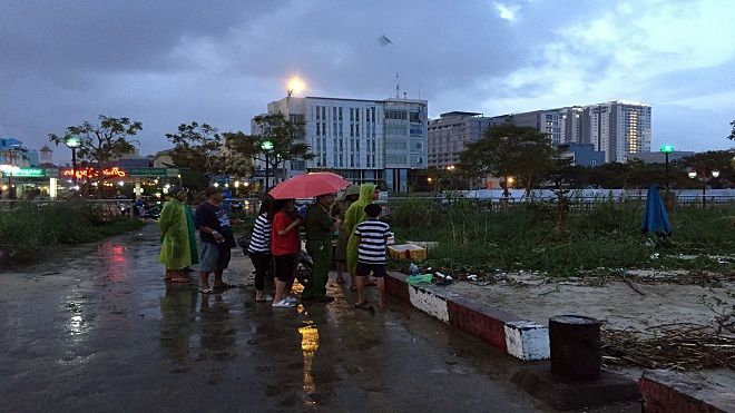 Đà Nẵng: Hoảng hồn phát hiện xác người phụ nữ trôi trên sông Hàn