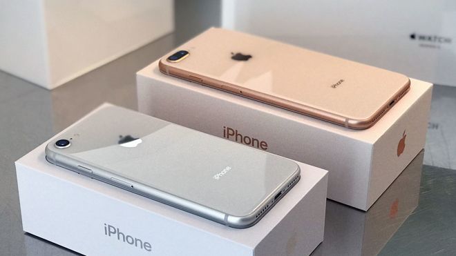 iPhone 8/ 8 Plus chính hãng lên kệ: Hàng nghìn máy bán hết veo ngay ngày đầu tiên