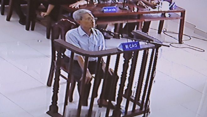 Bị tuyên án 3 năm tù giam, đối tượng 77 tuổi dâm ô trẻ em ở Vũng Tàu đòi tự thiêu