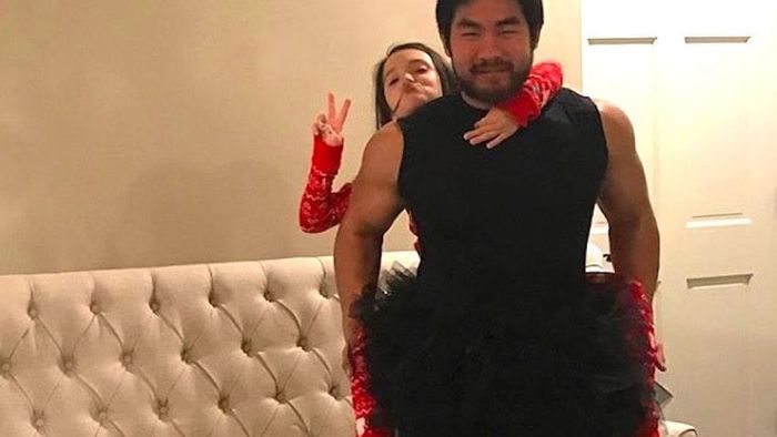 Chỉ vì một câu nói, ông bố gốc Việt sẵn sàng quên đi cơ bắp để mặc váy xòe và múa ballet