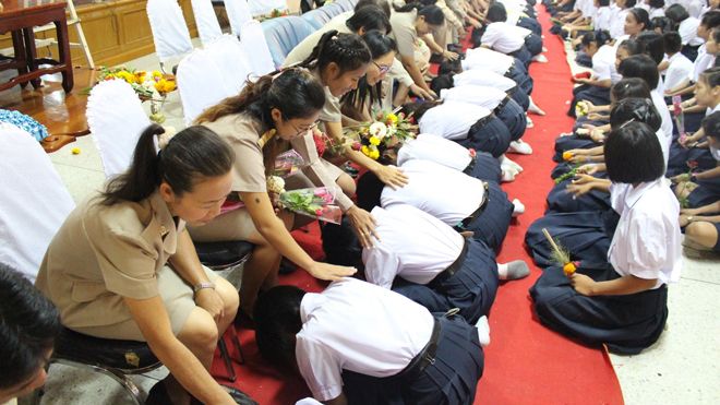 Các quốc gia trên thế giới tri ân nhà giáo như thế nào?