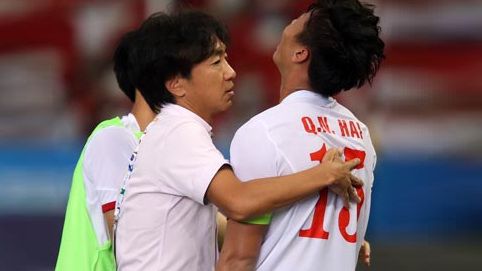 'Thầy giáo' Miura trong mắt các cậu trò cưng Quế Ngọc Hải, Huy Toàn, Thanh Bình