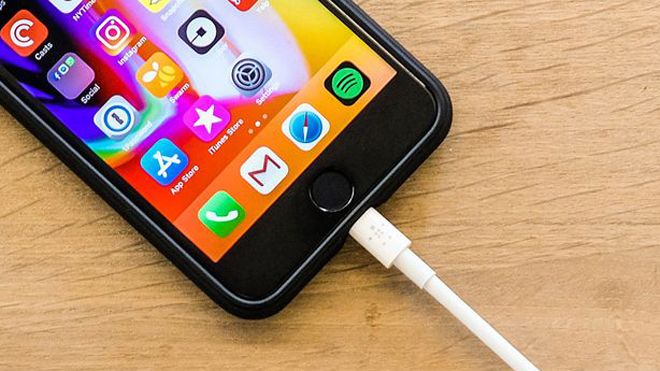 Ai cũng nghĩ sạc pin kiểu này hại smartphone nhưng tất cả đã nhầm