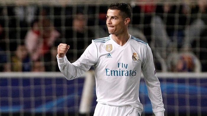 Ronaldo lập cú đúp, Liverpool đánh rơi chiến thắng không tưởng