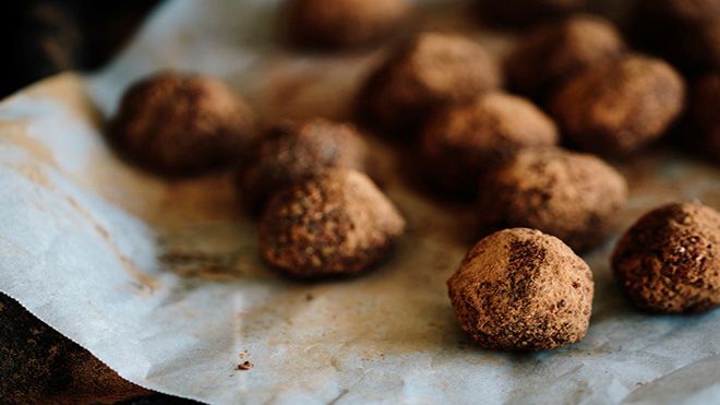 Cách làm món bột viên vừa ngon miệng vừa tốt cho sức khỏe từ sô cô la và hạt chia