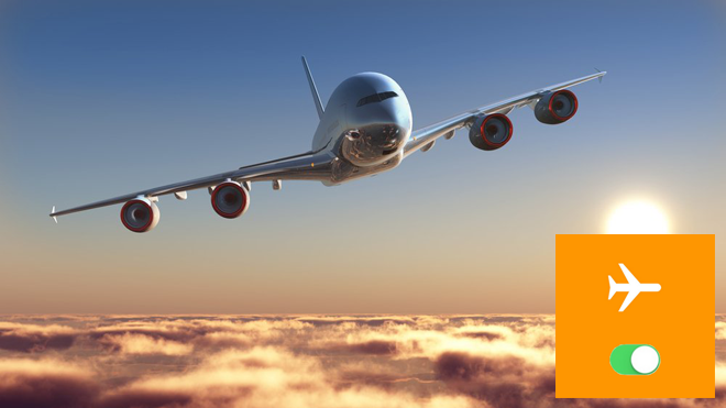 Vì sao bạn phải bật chế độ Airplane Mode khi mang smartphone lên máy bay?