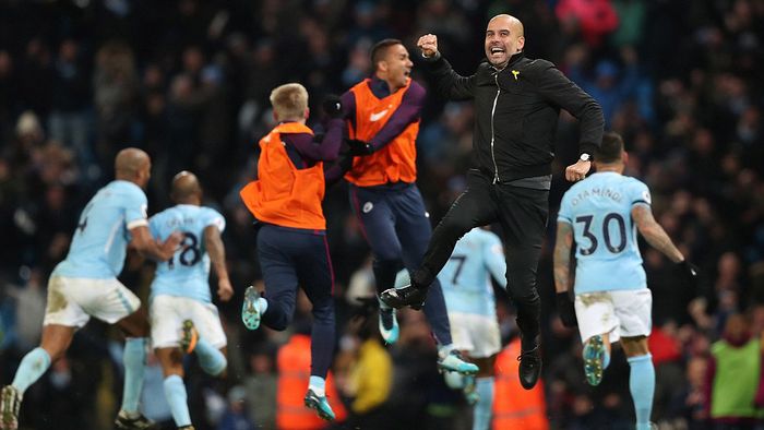 Arsenal thắng 5 sao, Pep 'phát điên' vì Sterling