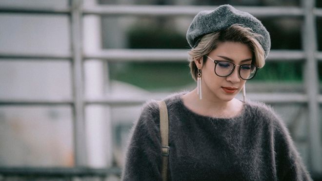 Pha Lê hóa thân nữ nhiếp ảnh gia cá tính trong MV mới