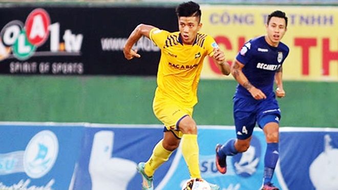 Phan Văn Đức - Chuyện về ‘siêu tiền vệ’ bị HLV Park Hang Seo ngó lơ giúp SLNA vô địch Cúp Quốc gia