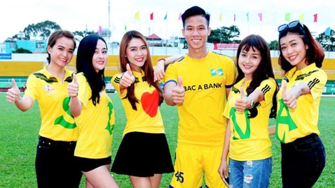 Fan nữ SLNA tan nát cõi lòng khi biết 'Quế Ngọc Hải sắp là chồng người ta'