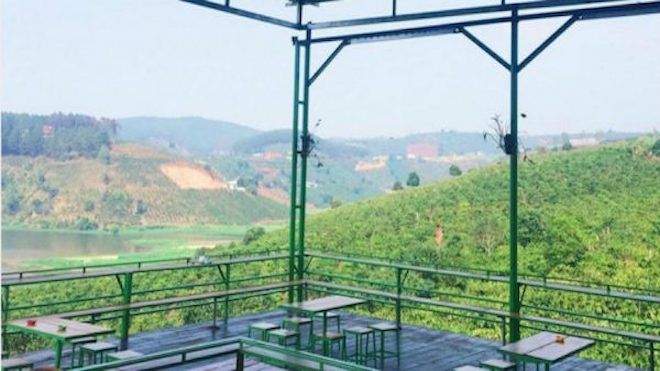 Đến Đà Lạt ăn gì cũng được nhưng phải đi cho bằng hết những quán coffee này