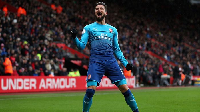 ‘Siêu dự bị’ Giroud giúp Arsenal thoát thua phút 88