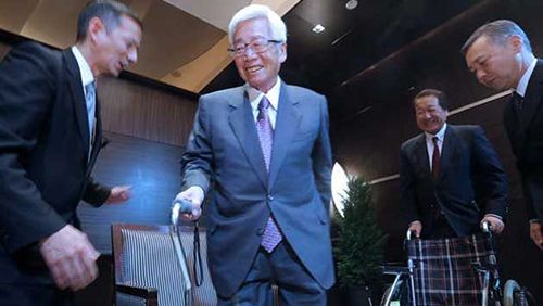 Bị ung thư giai đoạn cuối, doanh nhân Nhật mở tiệc chiêu đãi 1.000 người để chia tay