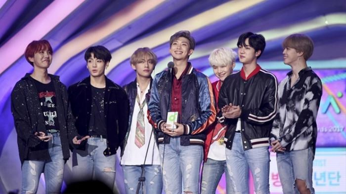 Sau 2 tuần, BTS bỗng có thêm một Daesang 'trên trời rớt xuống' từ Melon Music Awards