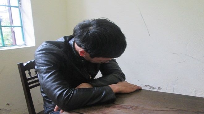 Rủ anh trai và anh rể chặn đường cắt tóc 'tình địch' để đánh ghen