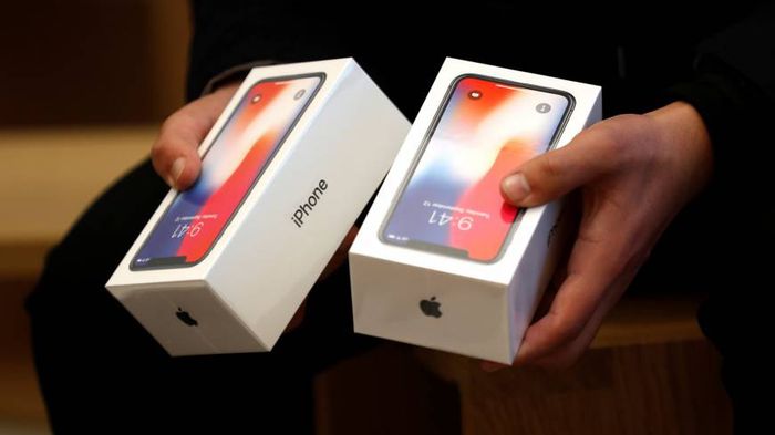 Vòng quanh thế giới, đi đâu mua iPhone X thì giá hời nhất?