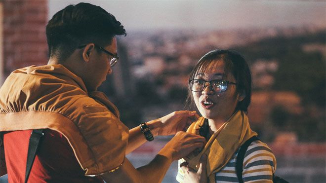 Người Sài Gòn thích thú ra đường tận hưởng không khí 'mùa đông' trước thềm Noel