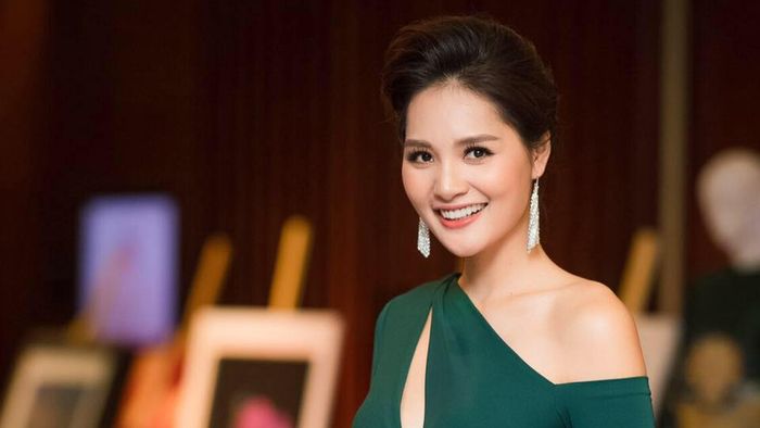 Không chỉ thí sinh, Hoa hậu Hương Giang cũng rút khỏi vị trí giám khảo HHHV Việt Nam 2017