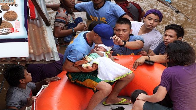 Sức tàn phá khủng khiếp của bão Tembi khiến hơn 100 người chết và chuẩn bị đổ bộ vào Việt Nam