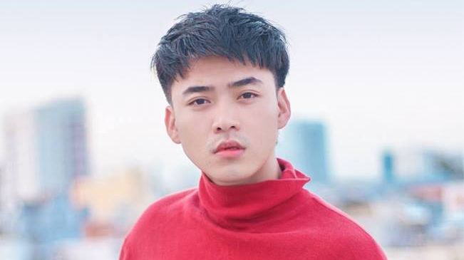 Diễn viên trẻ qua đời vì phanh gấp, ngã vào xe container