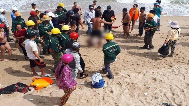 Du khách người Nga tử vong khi tắm biển ở Nha Trang