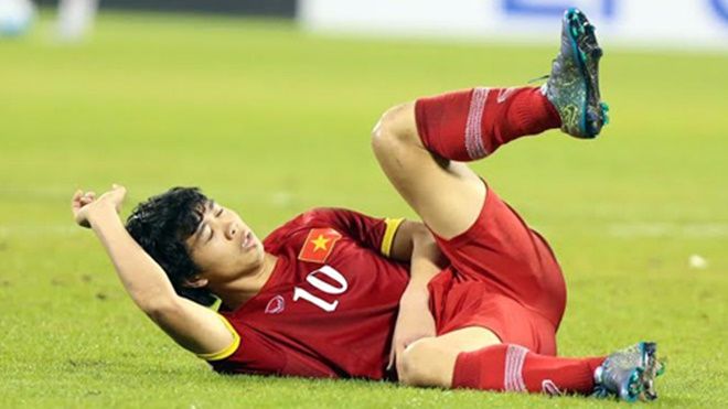 Giật mình trước con số ra trận 'khủng khiếp' của 'người không phổi' Công Phượng