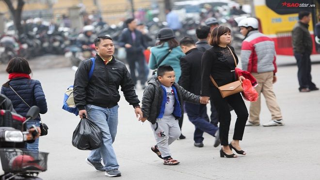 Người dân hối hả về quê nghỉ Tết dương lịch kéo dài 3 ngày