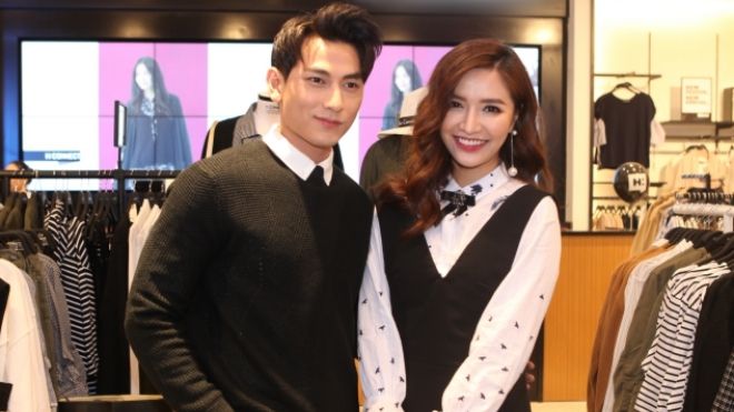 Isaac diện đồ chuẩn ‘soái ca’, thích thú hội ngộ Bích Phương tại Hà Nội