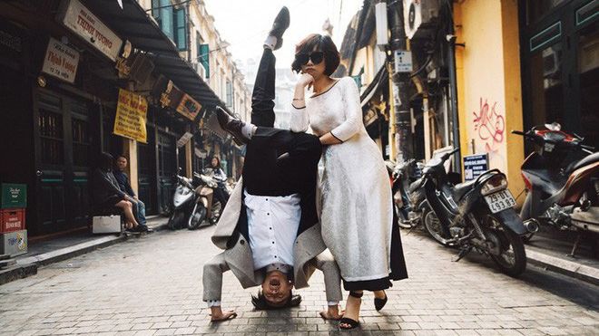 Tình yêu chị - em và bộ ảnh cưới 'chất phát ngất' của cặp đôi vũ công Hà Nội